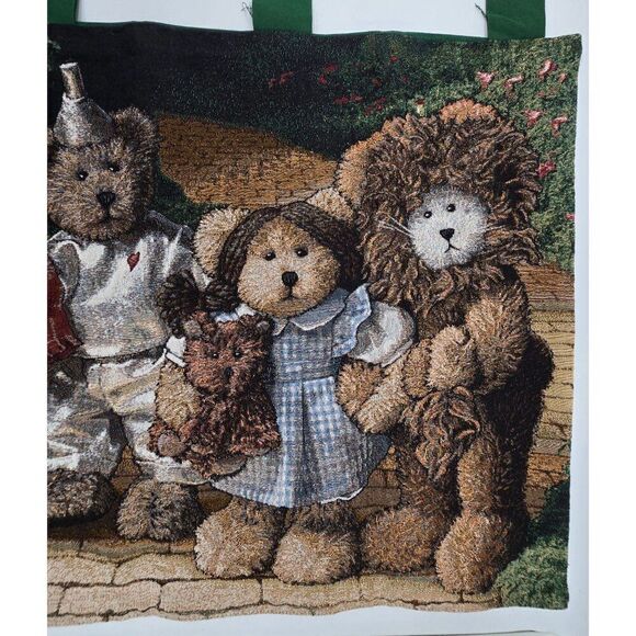 Wizard Of Oz Bear Tapestry Wall Hanging W Green fabric backing  Loops for hangin - Picture 2 of 6